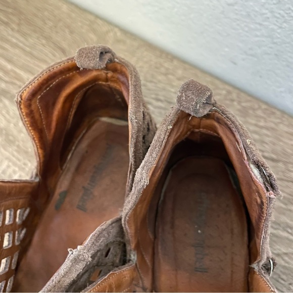 Jeffrey Campbell Taggart Tan Suede Caged Cutout Ankle Boots Booties, Size 8.5 - Picture 9 of 9